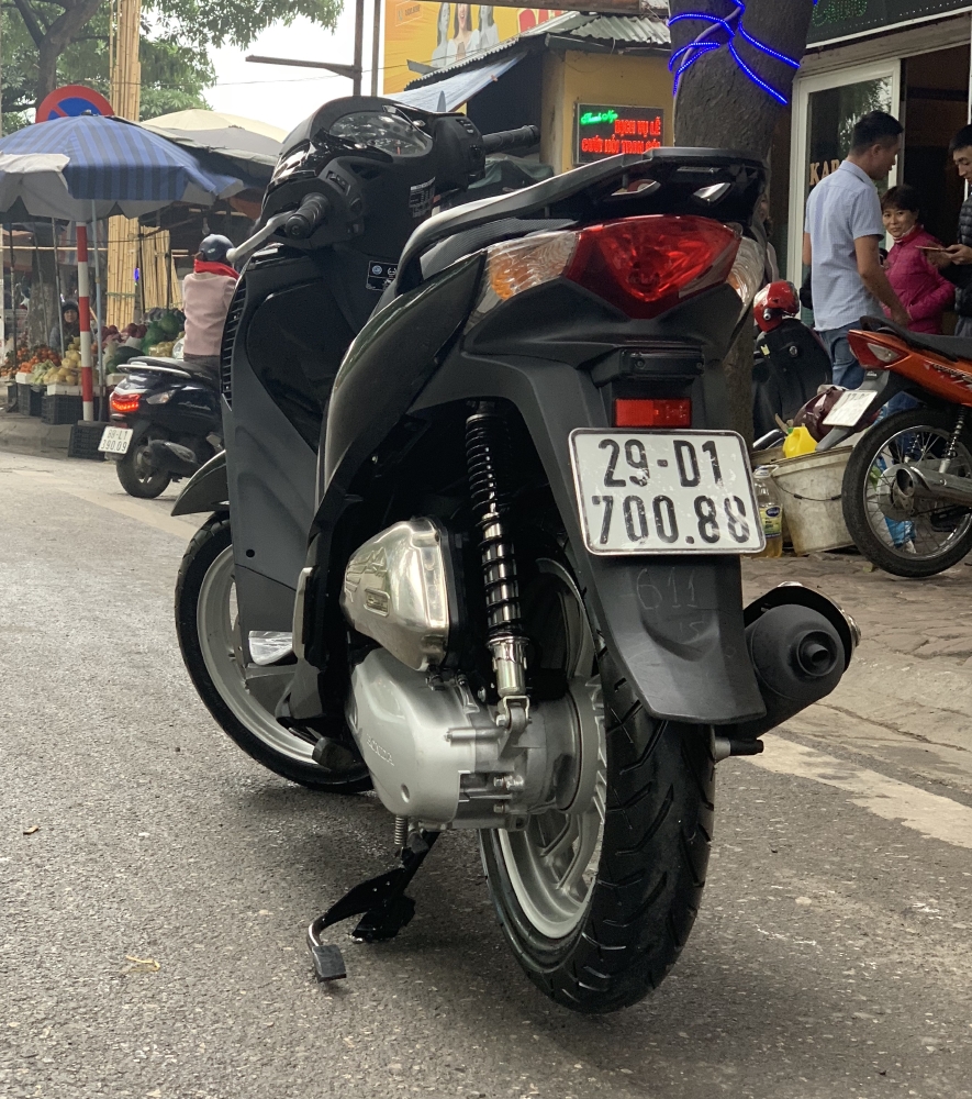 Cần bán SH Việt 150 Full nhập cuối 2014 màu Đen biển Vip