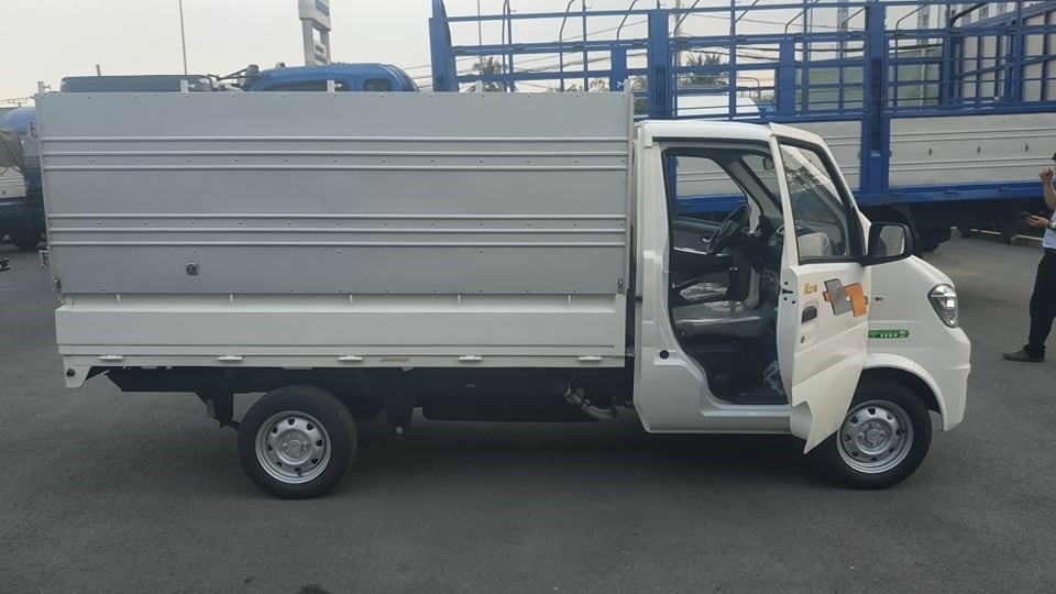 Xe tải nhẹ Thái Lan 990Kg Euro 5 2019