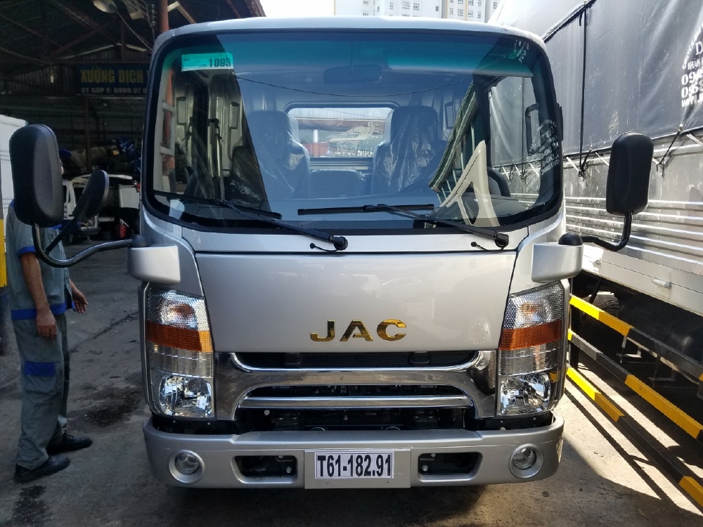 Bán xe tải JAC N200 1T9 thùng 4M3 - Máy Isuzu| Giảm 20 Triệu Mỗi xe