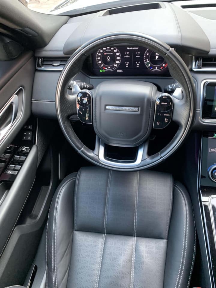 Range Rover VeLar R-DYNAMIC HSE nhập nguyên chiếc từ Mỹ model 2018