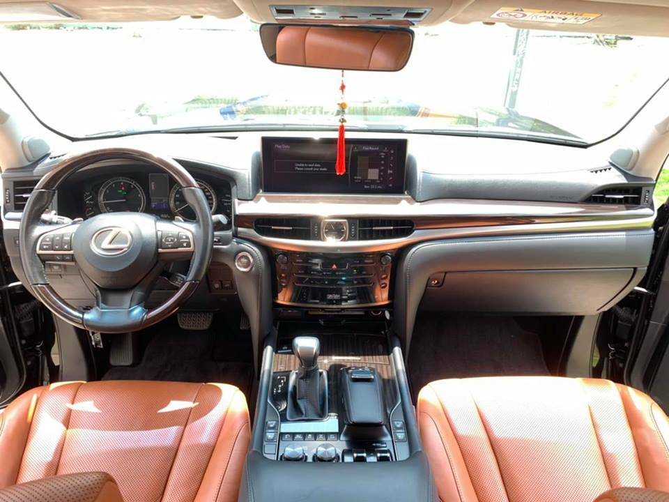 Chuyên cơ mặt đất- Lexus LX570 xuất trung đông full kịch đồ- sx 2016 LH/ 0969.313.368