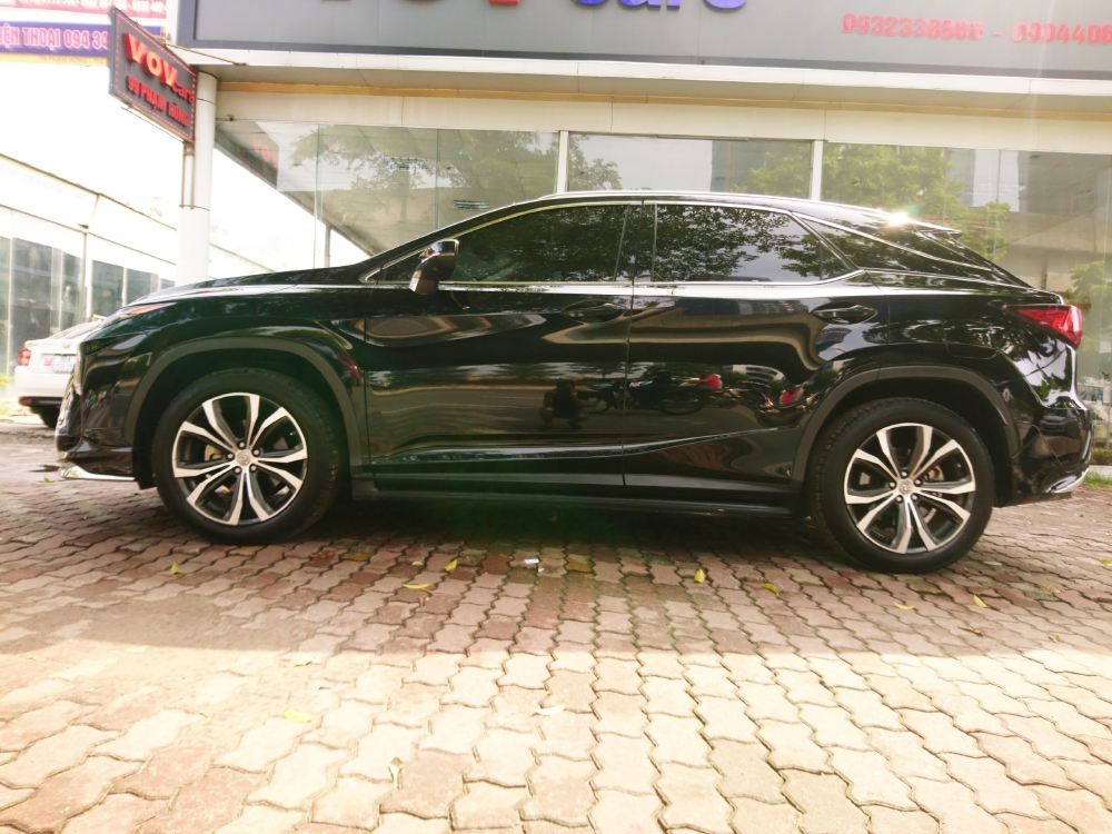 Lexus RX350 sản xuất 2016 đăng kí 2017