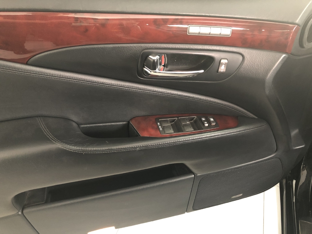 Lexus LS600H model 2009 Bản 4 chỗ cực vip