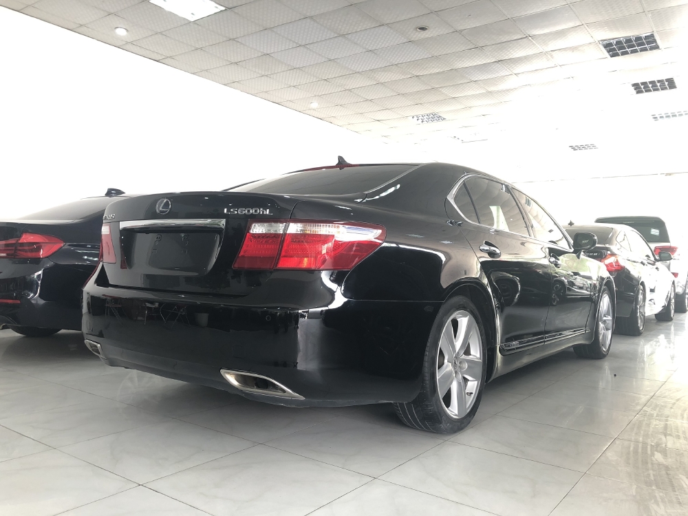 Lexus LS600H model 2009 Bản 4 chỗ cực vip
