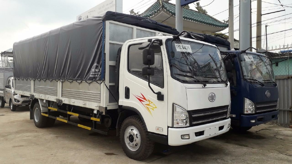 Xe tải 8 tấn - xe tải faw 7.3 tấn thùng 6m2 - Động cơ Hyundai Ga cơ - 2017
