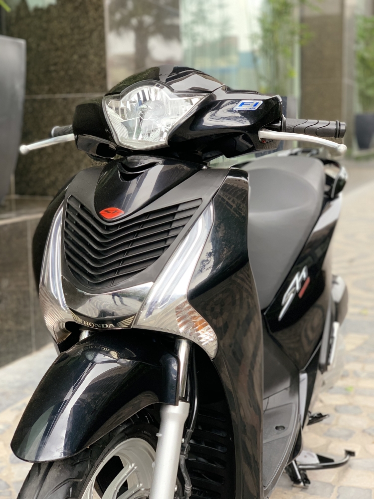 Cần bán SH Việt 125 đời 2015 màu Đen- Biển Vip