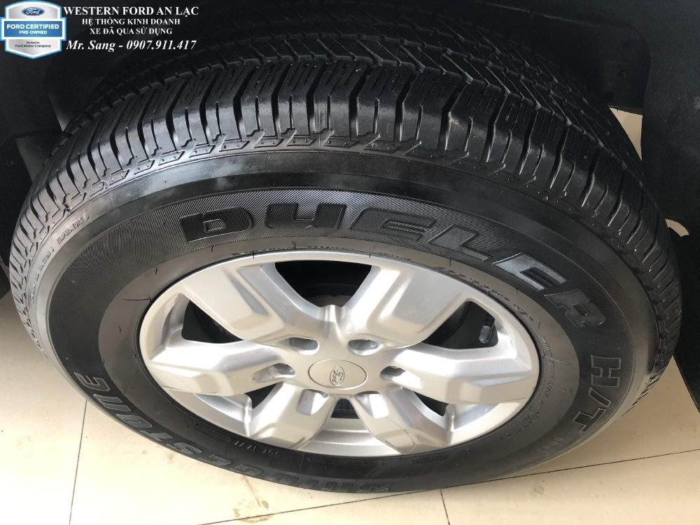 EVEREST AMBIENT, SỐ SÀN, XE DEMO ĐỨNG TÊN HÃNG
