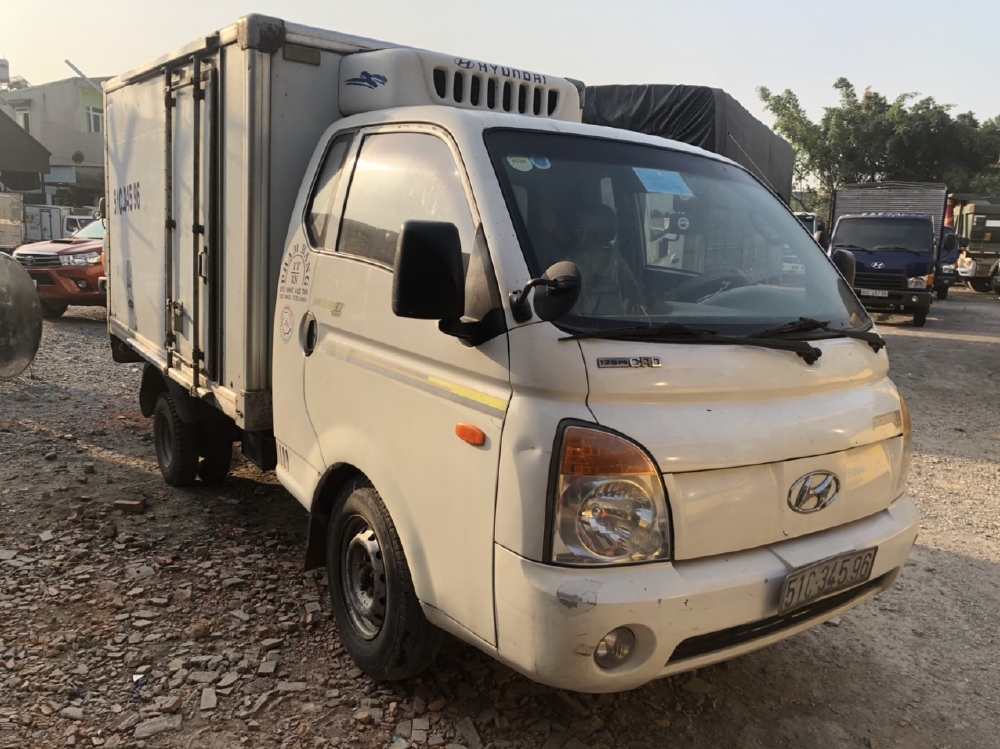 Đông lạnh 1 tấn hyundai nhập khẩu nguyên chiếc