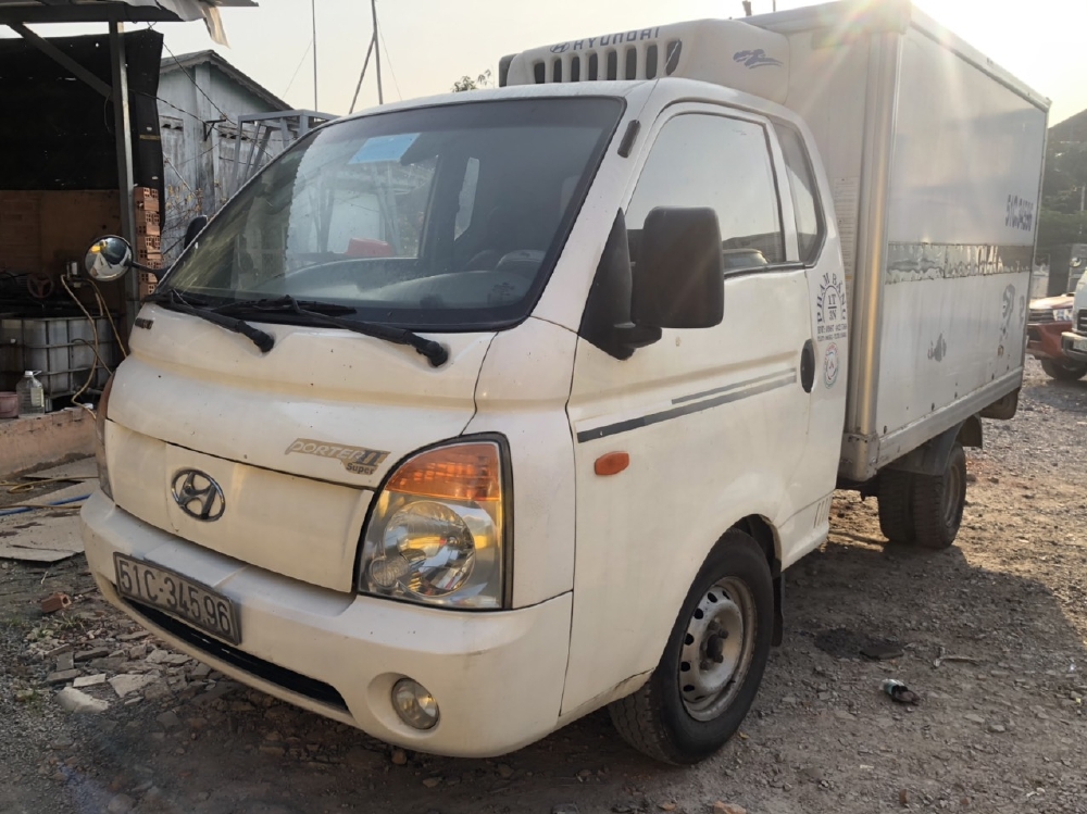 Đông lạnh 1 tấn hyundai nhập khẩu nguyên chiếc