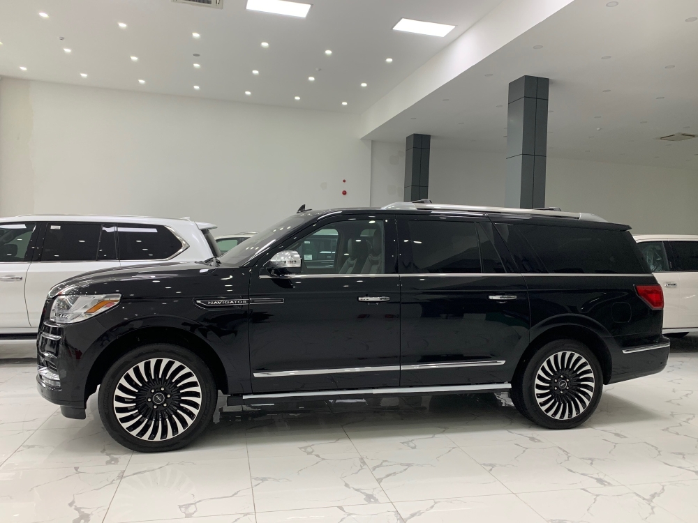 Bán Lincoln Navigator Black L siêu SUV nhập khẩu Mỹ bản full đồ. xe giao ngay