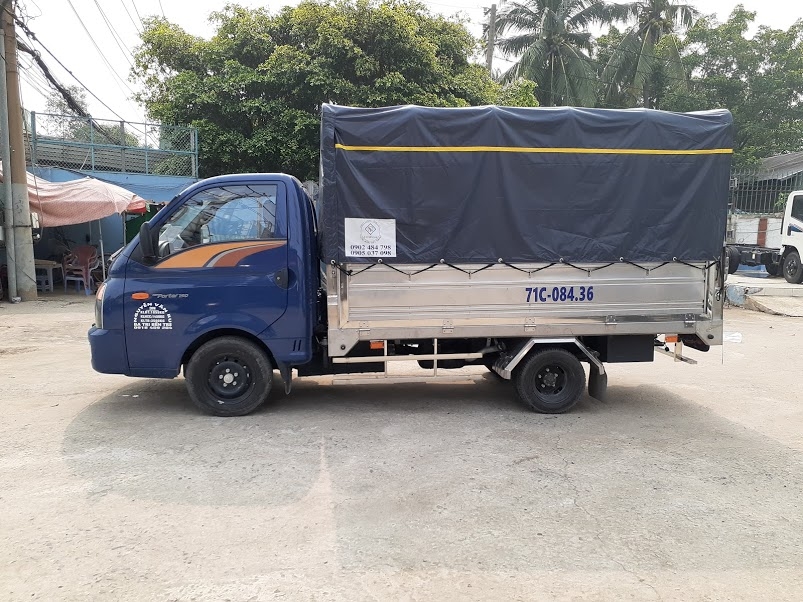 Xe tải Hyundai H150. Tải 1,45 tấn. trả trước 120 triệu có xe