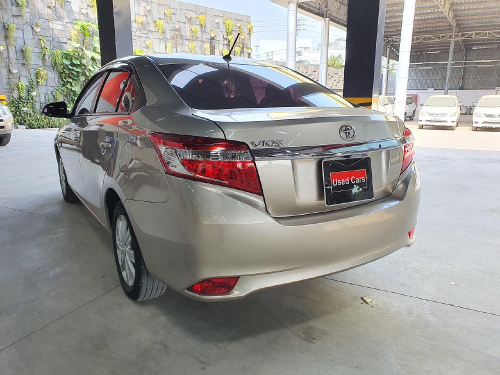 Bán xe Vios G sx 2015 màu nâu chạy 53.000 km, giá 510 tr còn giảm