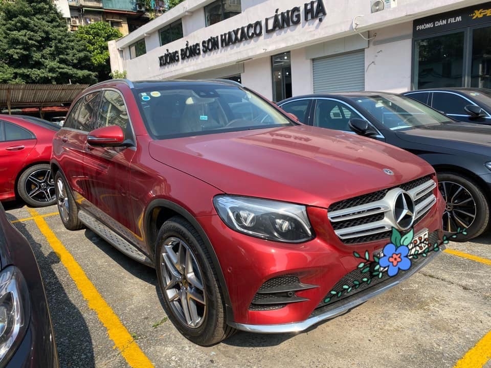 Xe cũ chính hãng Mercedes GLC300 2020 màu Đỏ nt Kem siêu lướt giá tốt