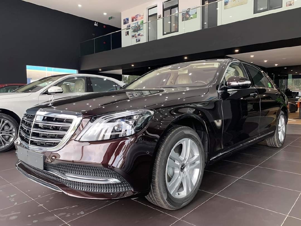Bán Mercedes S450 2020 màu Ruby chính chủ siêu lướt - Tiết kiệm hơn mua xe mới 800tr