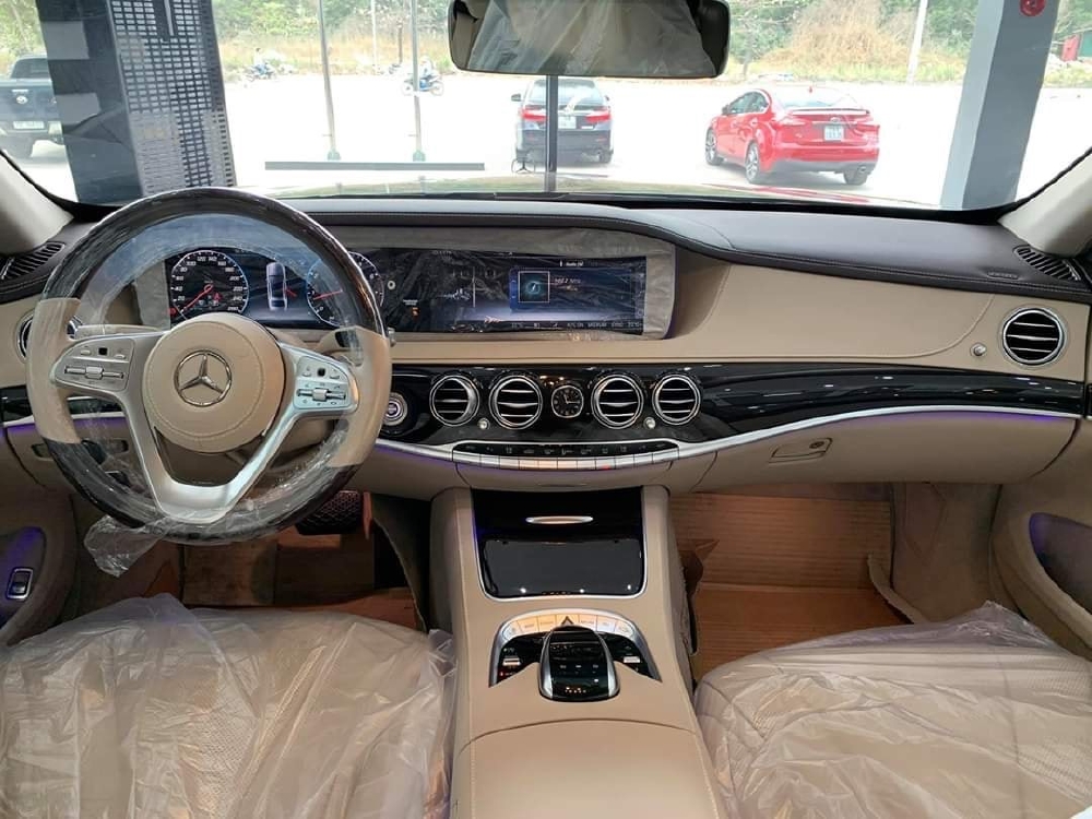 Bán Mercedes S450 2020 màu Ruby chính chủ siêu lướt - Tiết kiệm hơn mua xe mới 800tr
