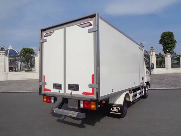 bán xe tải N250sl 2.4 tấn thùng 4.4m