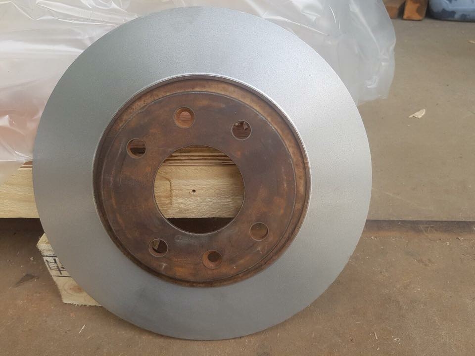 Máy tiện đĩa phanh – trống phanh,hàng chính hãng,có sẵn,giá rẻ.