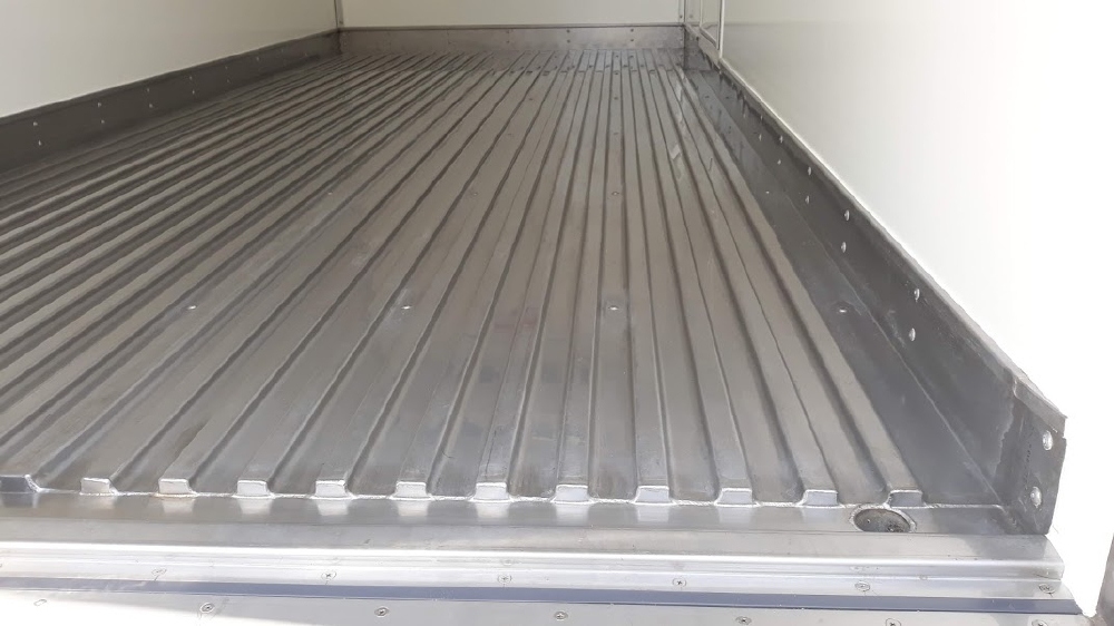 Xe tải ISUZU QKH (QKR270) thùng Đông Lạnh Quyền. Tải 1,9 tấn