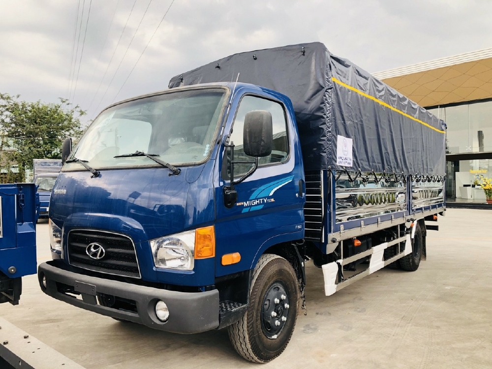Giá Xe tải Hyundai New mighty 110SL. Tải trọng 7 tấn. Thùng dài 5m7, hổ trợ trả góp 70 - 90%