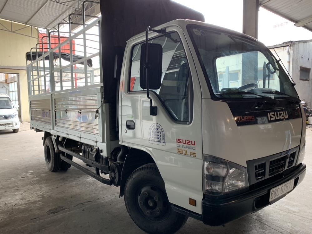 isuzu Qkr 2017 mui bạt đã qua sử dụng