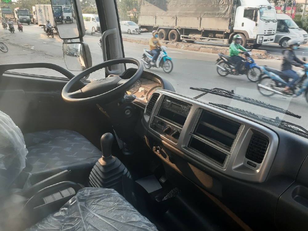 Xe tải Hino FC Tải 6 Tấn ( thùng bửng nhôm), Trả trước 300 triệu