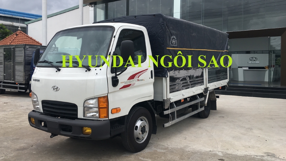 Tải 2.4 tấn Hyundai N250SL thùng dài 4m3