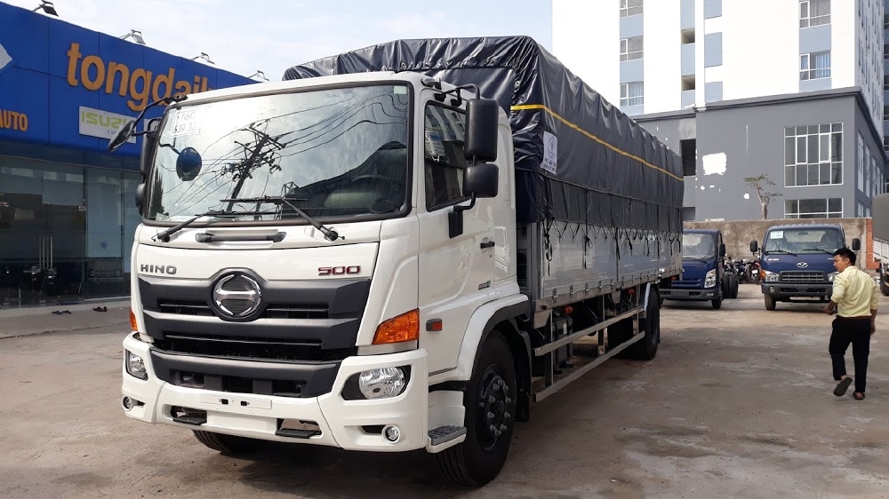 XE TẢI HINO FG 8 TẤN THÙNG INOX BỬNG NHÔM. Trả trước 400 triệu