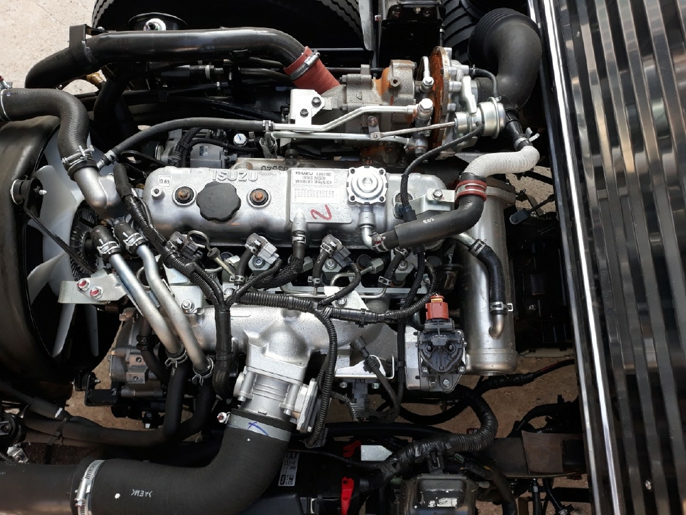 Xe tải ISUZU QKH(QKR270). Tải trọng 1,9 tấn. xe vào thành phố