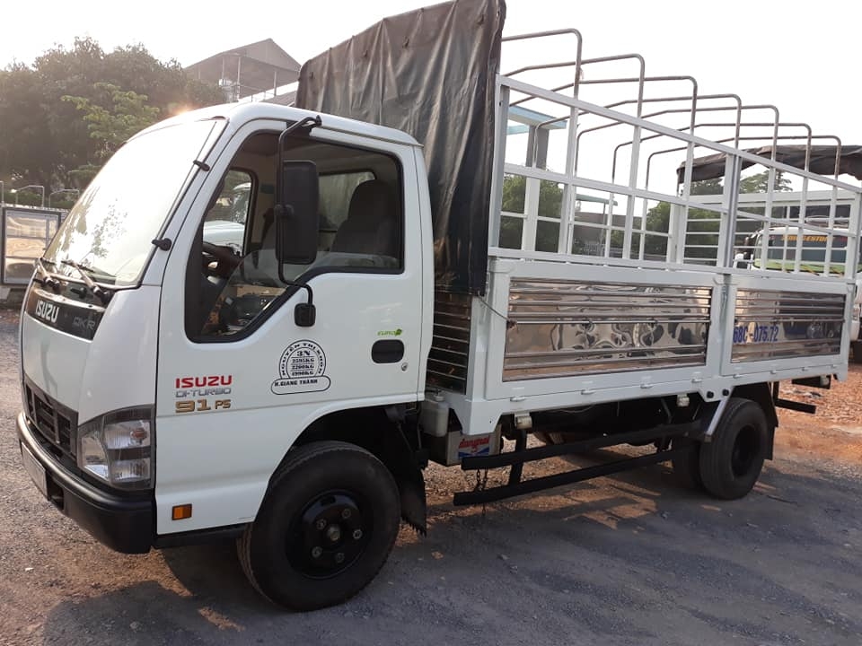 bán xe tải isuzu QKR đời 2017 xe như mới giá tốt