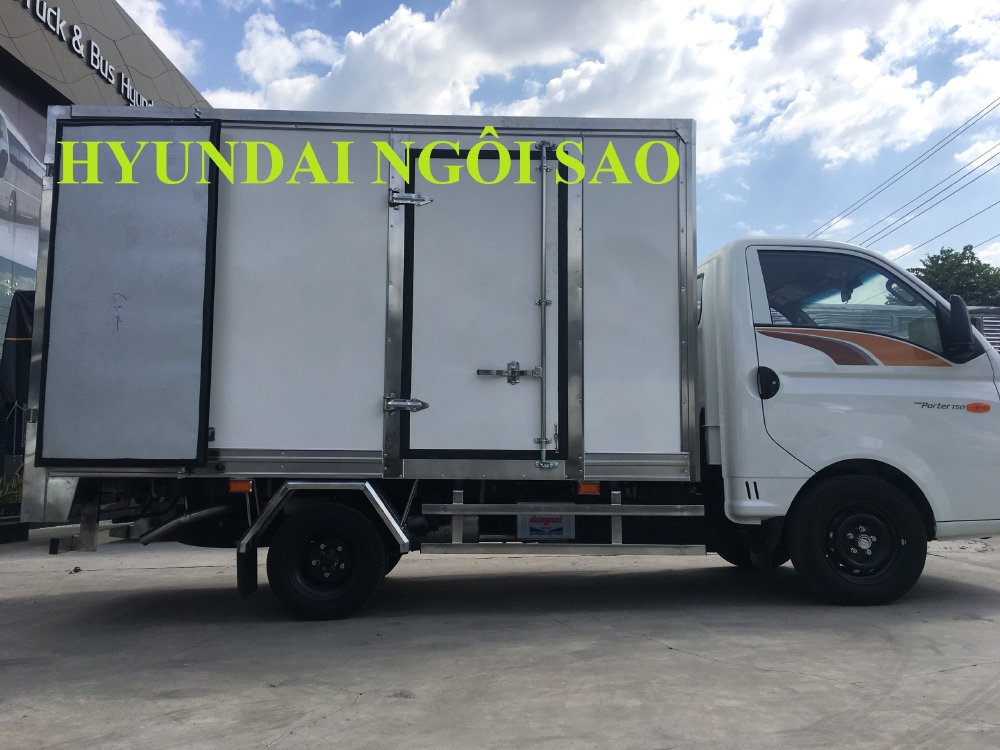 HYUNDAI PORTER thùng composite ngôi sao-giao ngay giá tốt