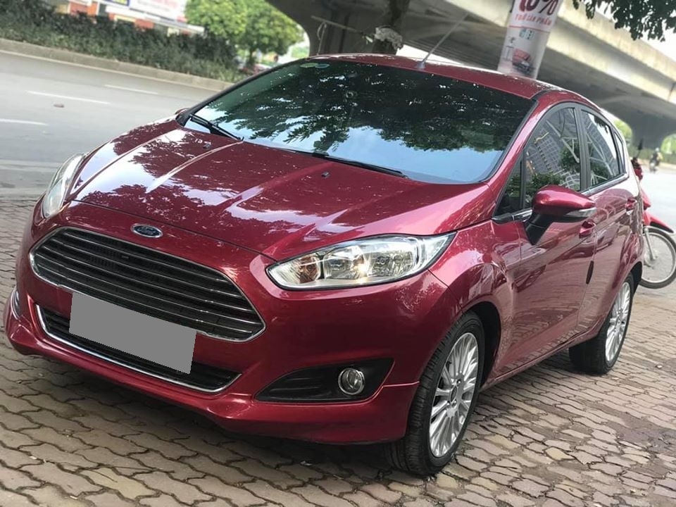 Bán Ford Fiesta hatchback 1.0 turbo 2015 tự động đỏ đẹp