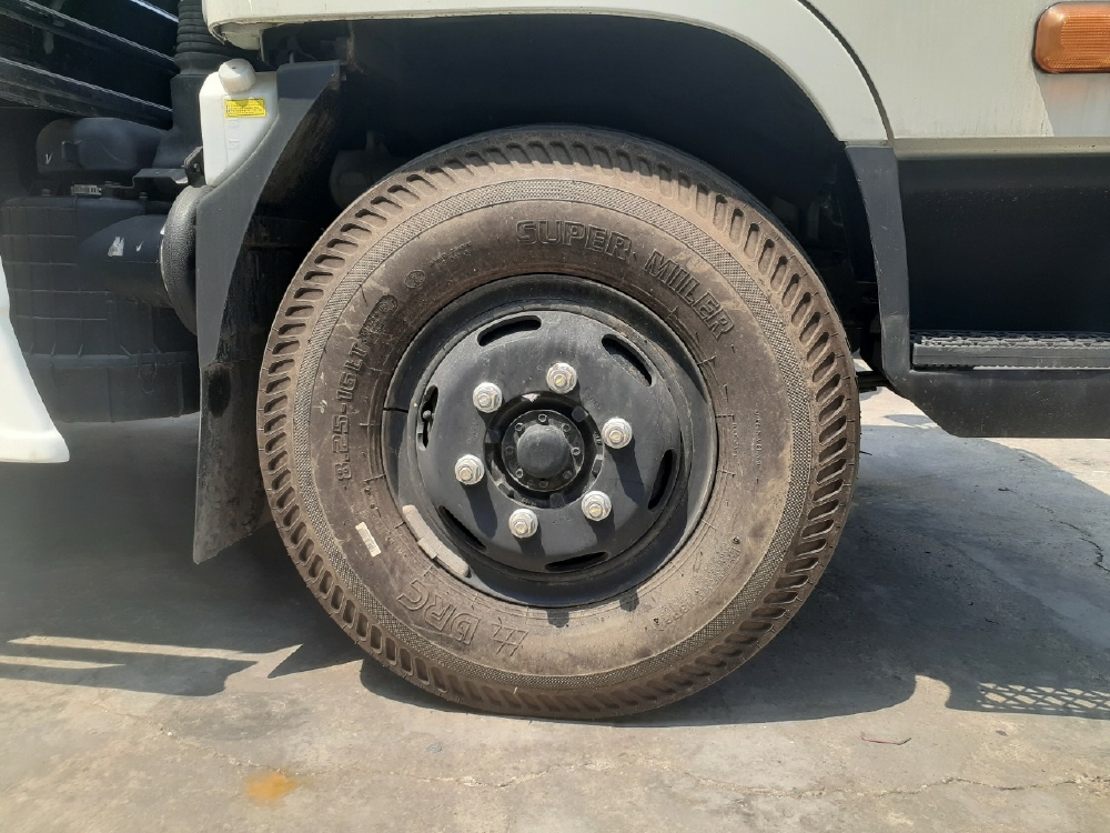 Giá Xe Tải Hyundai 7 Tấn ( New Mighty 110SP. Thùng Kín, Hổ trợ 70 - 90%