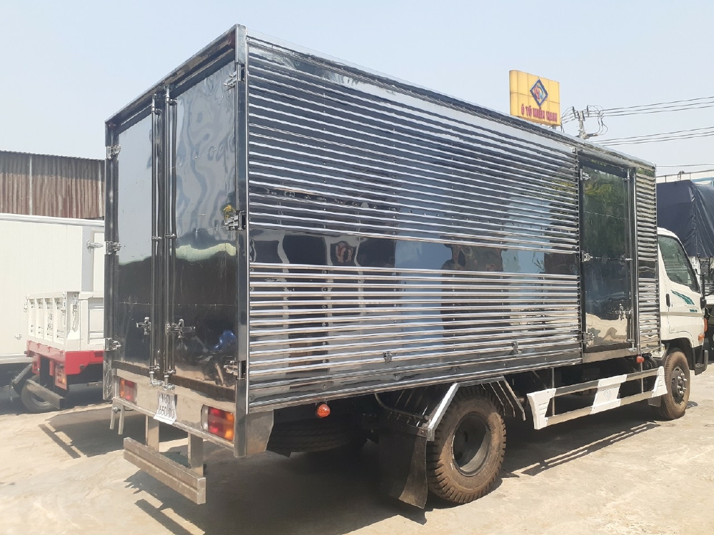 Giá Xe Tải Hyundai 7 Tấn ( New Mighty 110SP. Thùng Kín, Hổ trợ 70 - 90%