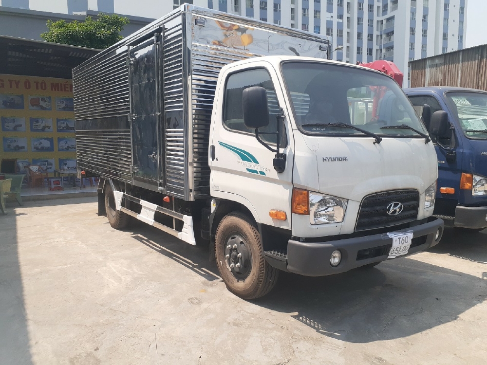 Giá Xe Tải Hyundai 7 Tấn ( New Mighty 110SP. Thùng Kín, Hổ trợ 70 - 90%