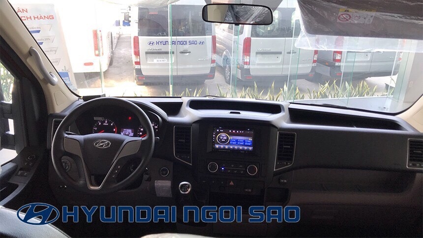 HYUNDAI SOLATI ghế U Tiêu Chuẩn, Cao Cấp, phiên bản FULL OPTION