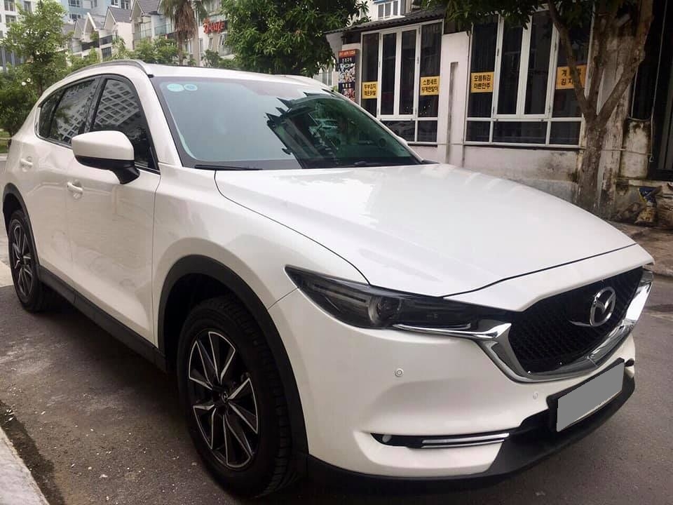Cần bán Mazda CX5 bảng 2.0 màu trắng 2018 zin cọp.