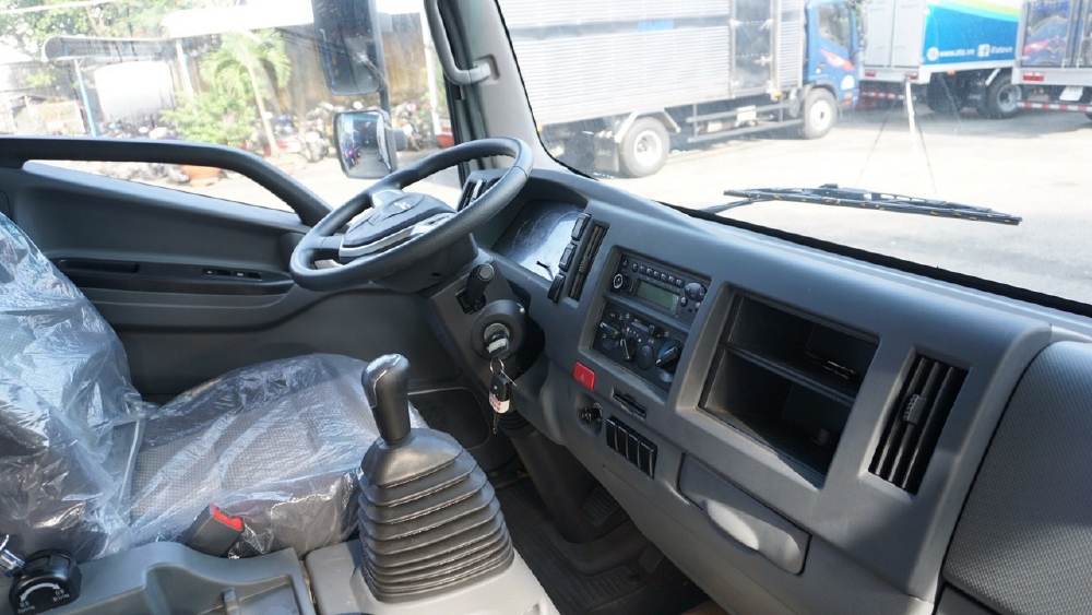 xe tải jac 7 tấn N700 thùng 6m2 máy cummin nhập khẩu