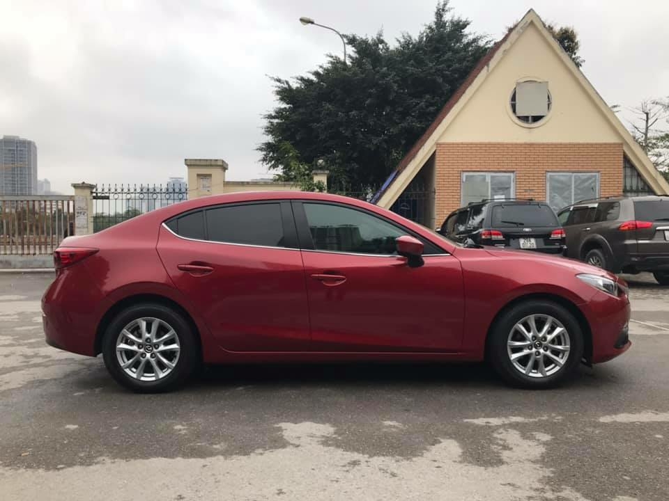 Bán Mazda 3 tự động 2017 thắng cơ màu Đỏ đi kỹ.