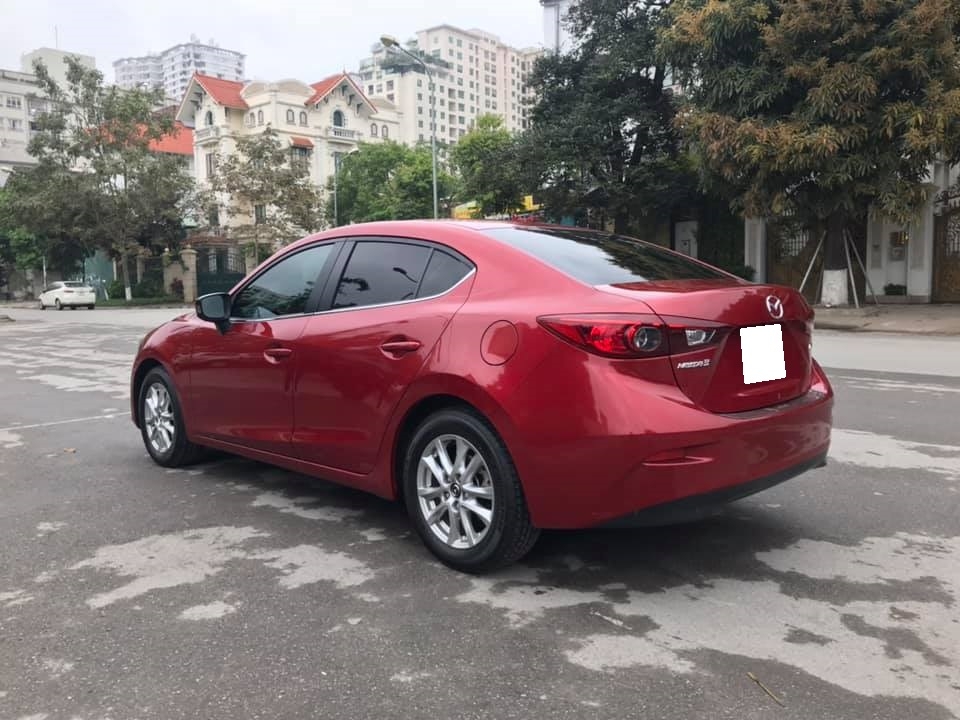 Bán Mazda 3 tự động 2017 thắng cơ màu Đỏ đi kỹ.