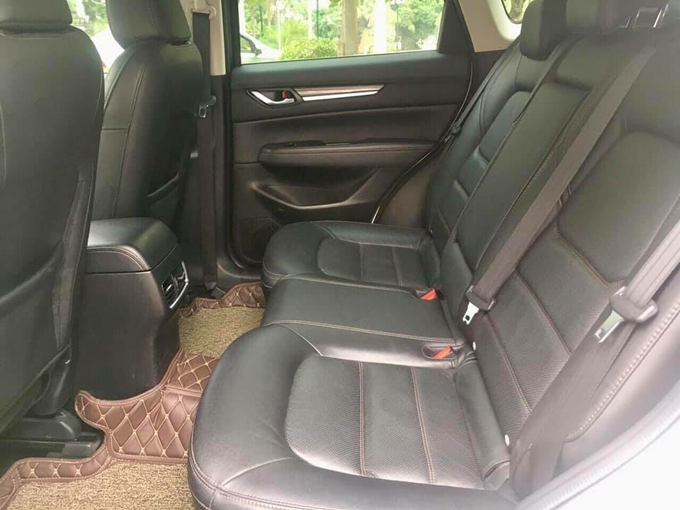 Cần bán Mazda CX5 bảng 2.0 màu trắng 2018 zin cọp.