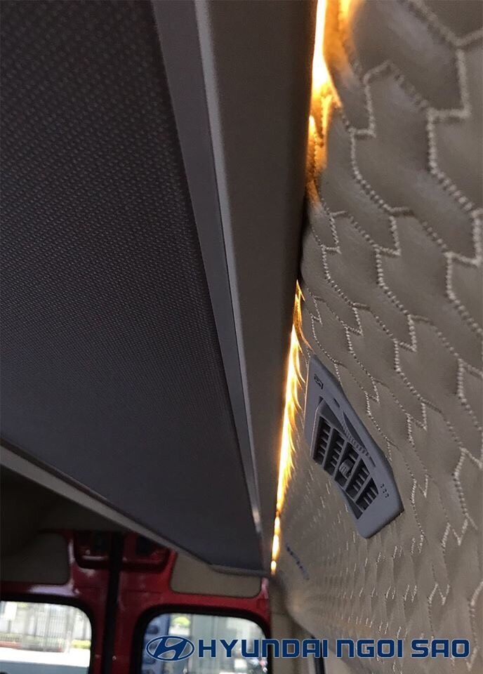 HYUNDAI SOLATI ghế U Tiêu Chuẩn, Cao Cấp, phiên bản FULL OPTION