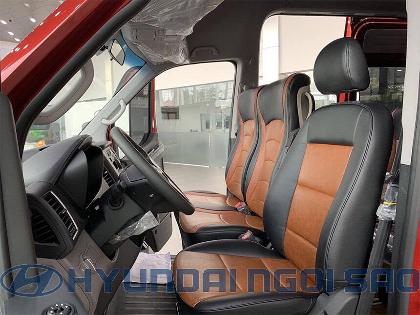 HYUNDAI SOLATI ghế U Tiêu Chuẩn, Cao Cấp, phiên bản FULL OPTION