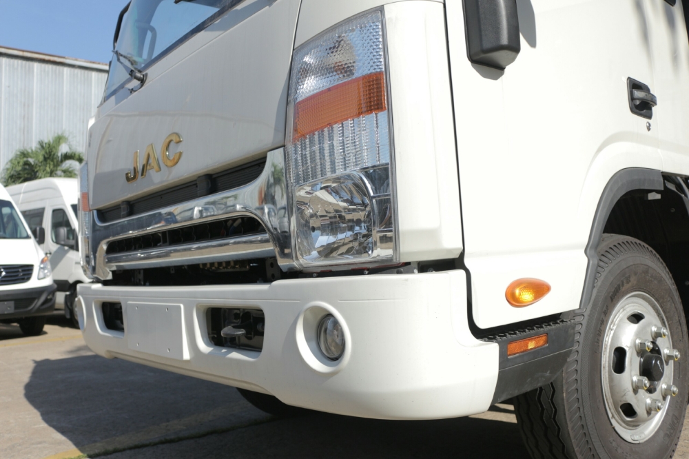 xe tải jac 7 tấn N700 thùng 6m2 máy cummin nhập khẩu
