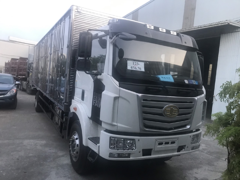 B180 Dongfeng 8 tấn thùng dài 9m6