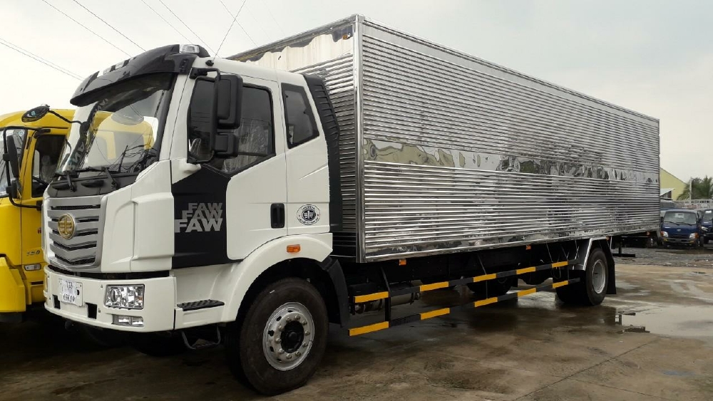 B180 Dongfeng 8 tấn thùng dài 9m6