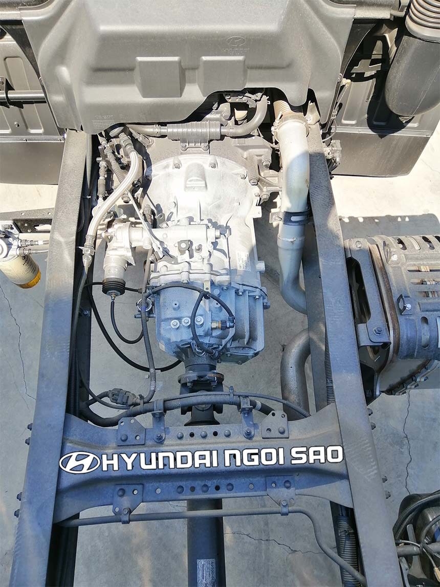 Tải 15T 3 chân Hyundai Hd240 Nhập Khẩu