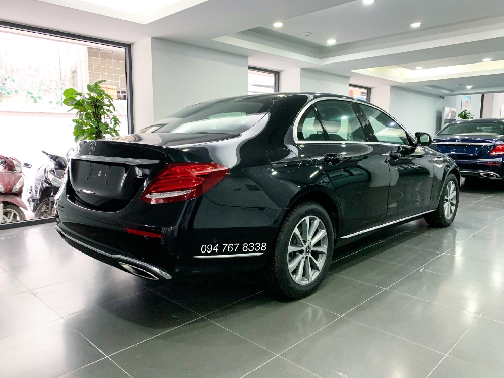 Xe đã qua sử dụng chính hãng - Mercedes E200 2020 Siêu lướt Giá giảm sốc