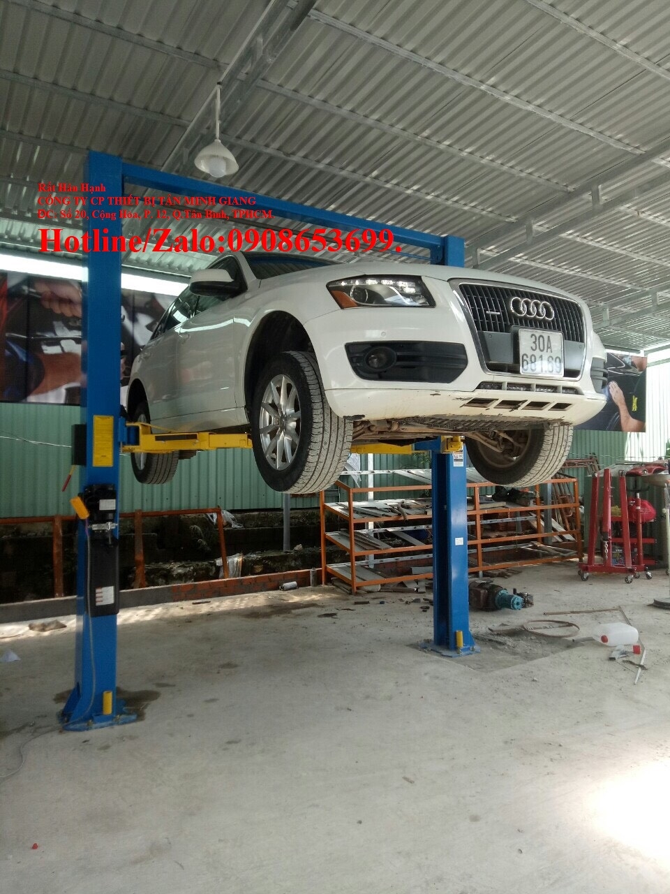 Cầu nâng PEAK(TQ), 2 trụ kiểu cổng ,giá rẻ  toàn quốc.