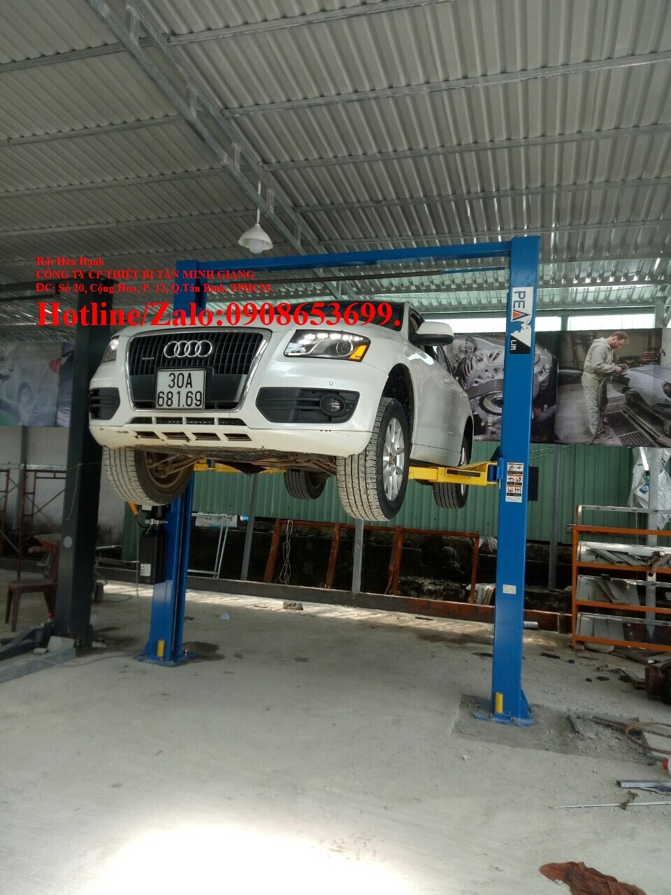 Cầu nâng PEAK(TQ), 2 trụ kiểu cổng ,giá rẻ  toàn quốc.