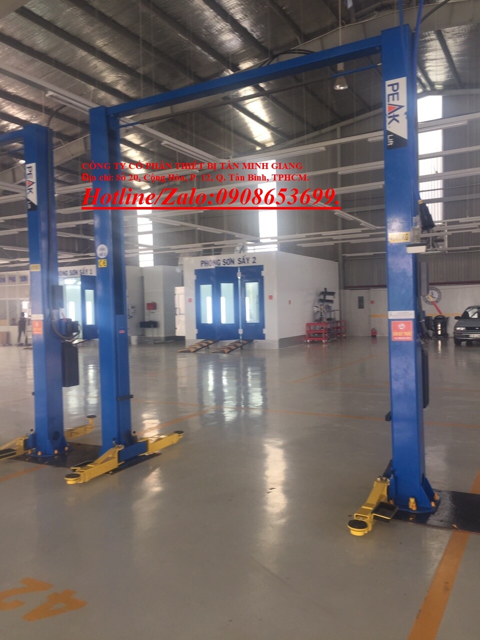 Cầu nâng PEAK(TQ), 2 trụ kiểu cổng ,giá rẻ  toàn quốc.